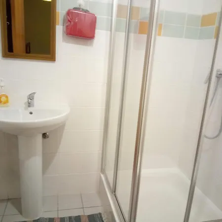 Costa Funchal, Santa Cruz, Private Хостел Санта-Крус