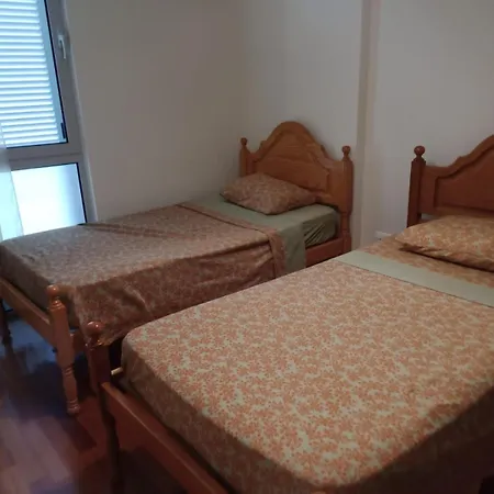 Costa Funchal, Santa Cruz, Private *