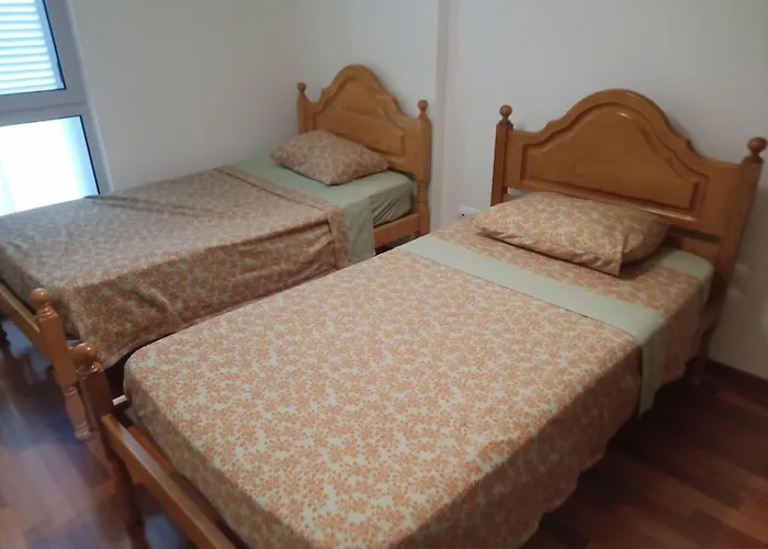 Costa Funchal, Santa Cruz, Private *